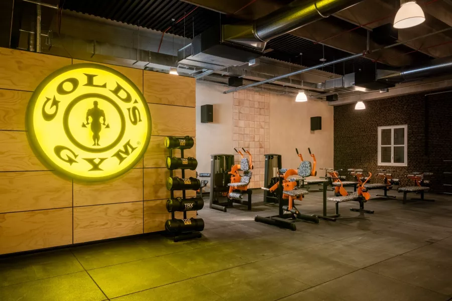 Фитнес-клуб Gold's Gym в Милане: Фитнес, Тренажеры , Легендарный зал, Современное оборудование , Групповые занятия , Индивидуальные тренировки , Тренеры , Качалка,