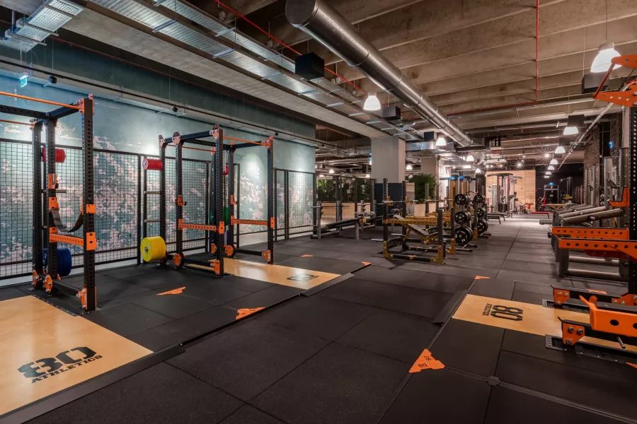 Фитнес-клуб Gold's Gym в Милане: Фитнес, Тренажеры , Легендарный зал, Современное оборудование , Групповые занятия , Индивидуальные тренировки , Тренеры , Качалка,