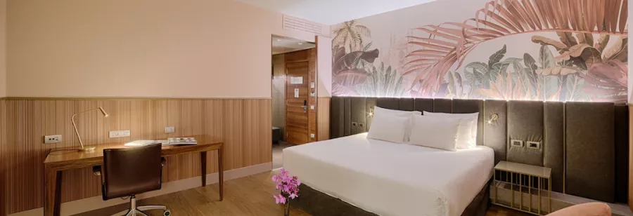 Отель Nh Milano Touring 4* в Милане: Тренажерный зал , Уютные номера, Дизайнерские номера , Конференц-залы , Отель, Ресторан,