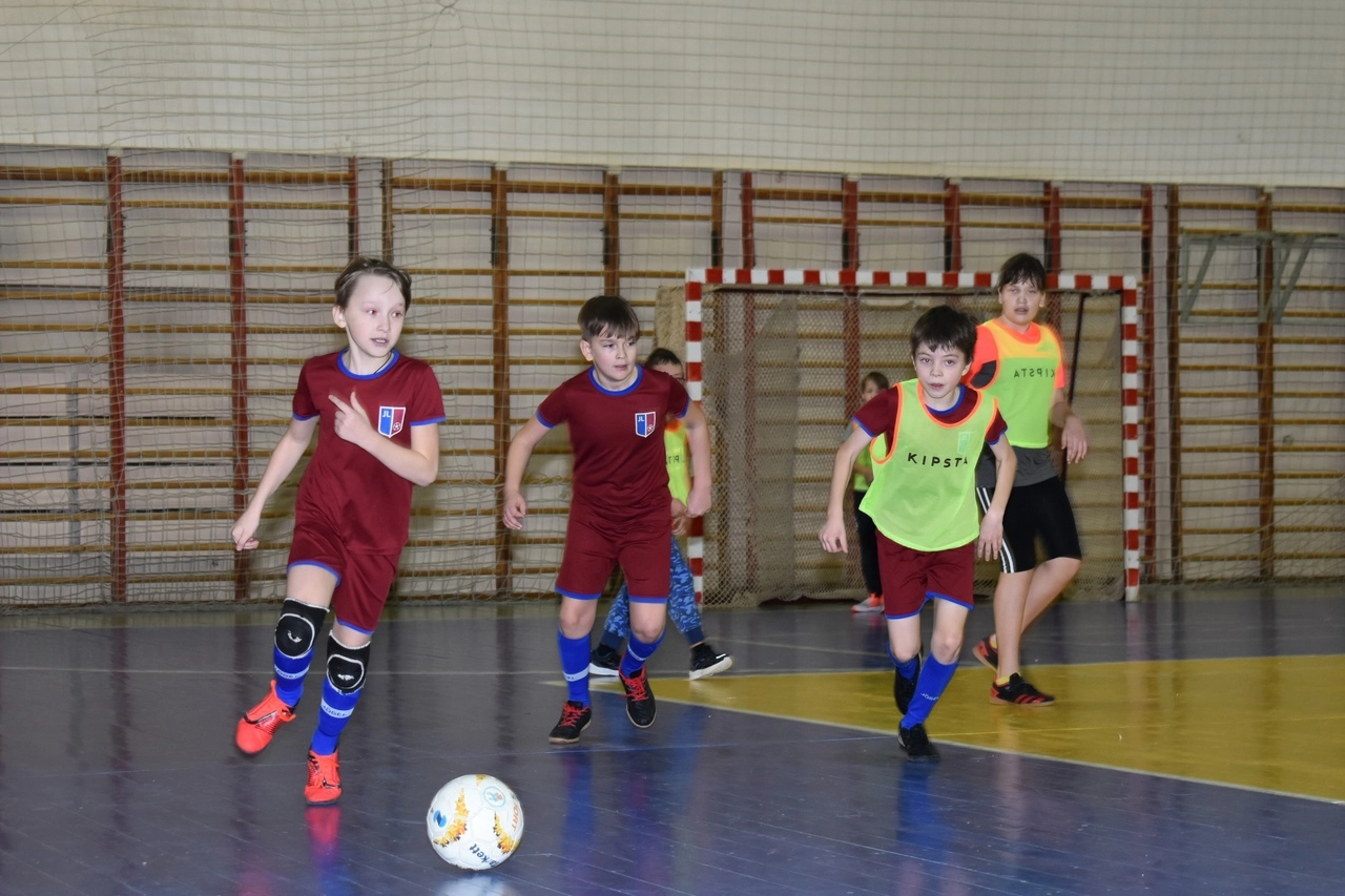 Футбольная школа - "Юная Лига"