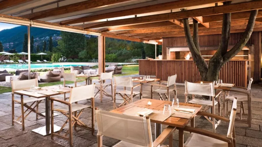 Отель Sheraton Lake Como в Комо: Гостиница, 4 Звездочная, Бассейн , Тренажерный зал , Чилим,