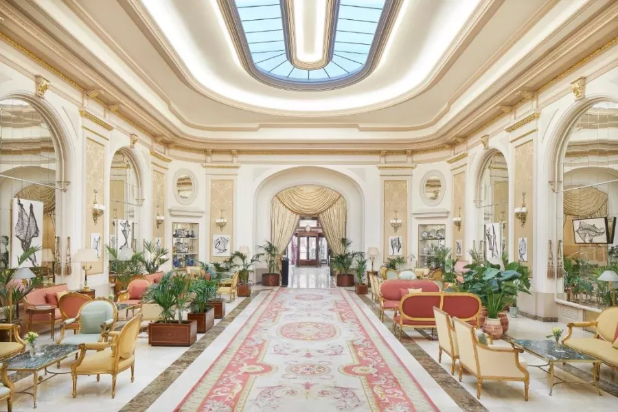 Отель Palace в Комо: Отель, 5 Звездочный , Бассейн ,