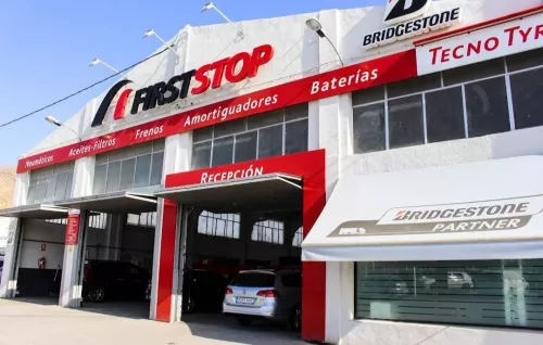 Магазин шин  Tecno Tyres  в