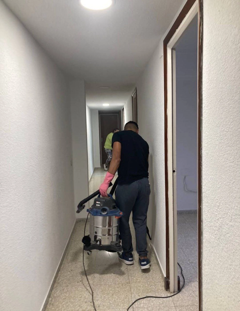 Клининг "SERICIOS INTEGRALES MARFEL"