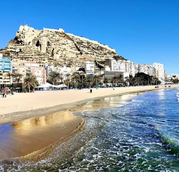 Пляж "Плайя дель Постигет"