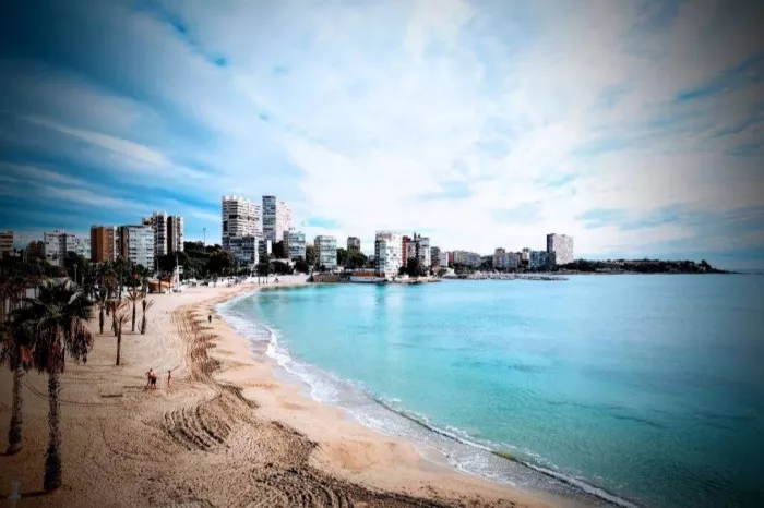 Пляж "Плайя де ла Альбуферета"