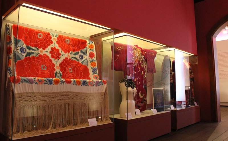 Музей шёлка Educational Silk Museum в Комо: Музей, Отдых,
