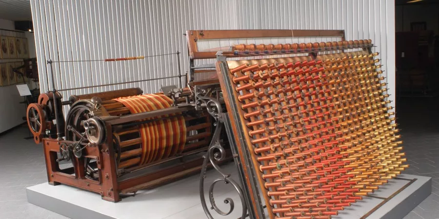 Музей шёлка Educational Silk Museum в Комо: Музей, Отдых,