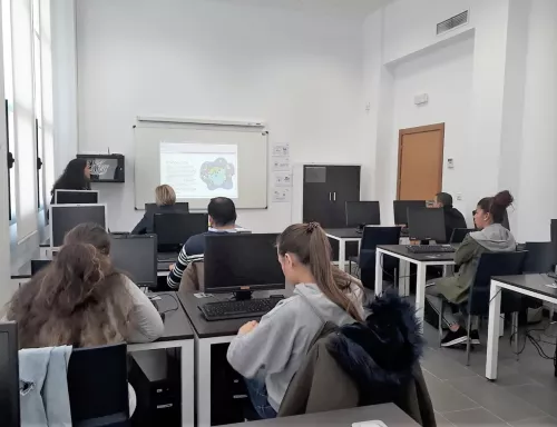 Учебный центр Formación El Tossalet  в  Аликанте