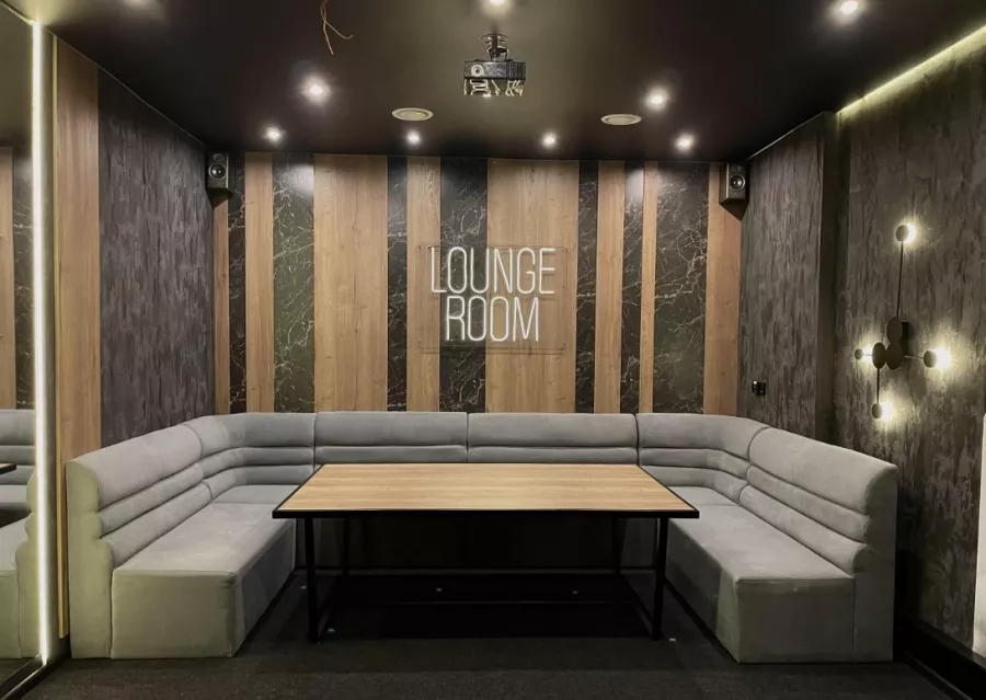 Кино-кафе Lounge room в Архангельске: Караоке, Кино, Покушать, Вкусно,