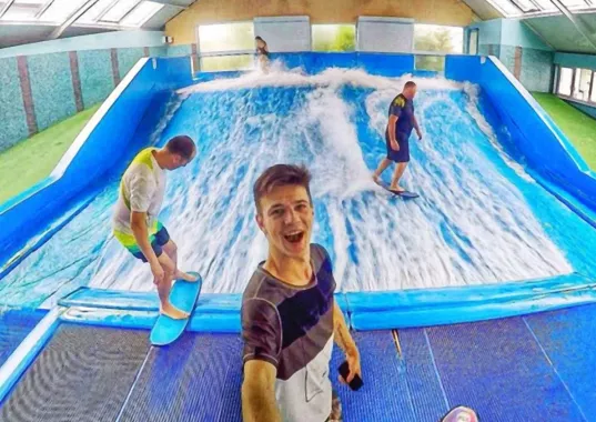 Аквапарк "Юна Aqua Life".