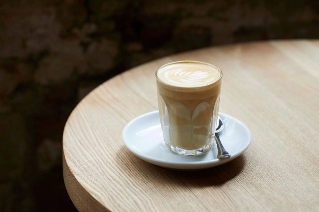 Кофейня - Switch Coffee Tokyo K5 в Токио: Кофейня, Ресторан,