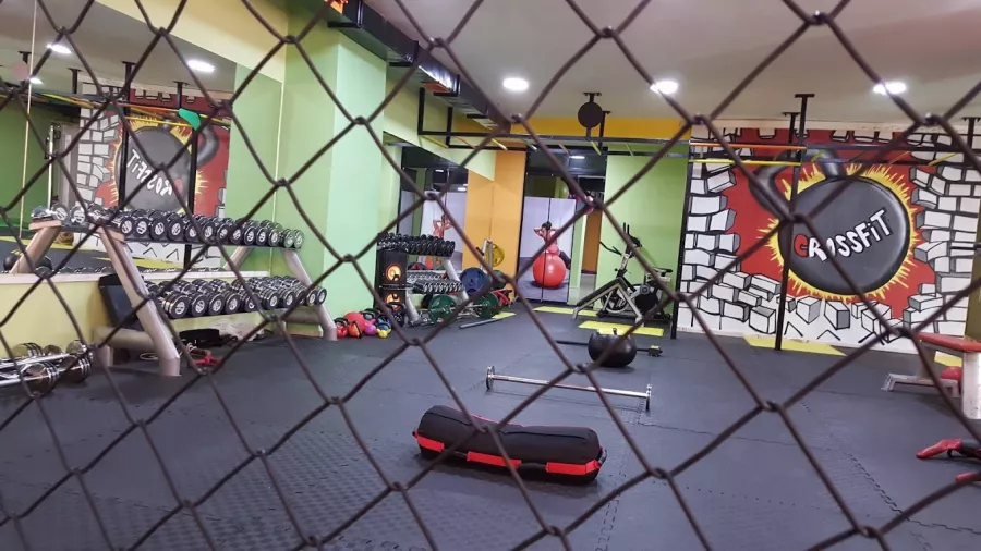 Школа боевых искусств Asil Fight Club в Анталии: Боевые искусства, Школа боевых искусств, Муай тай, Кикбоксинг, ММА, Бокс,