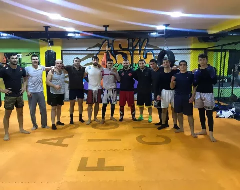 Школа боевых искусств "Asil Fight Club"