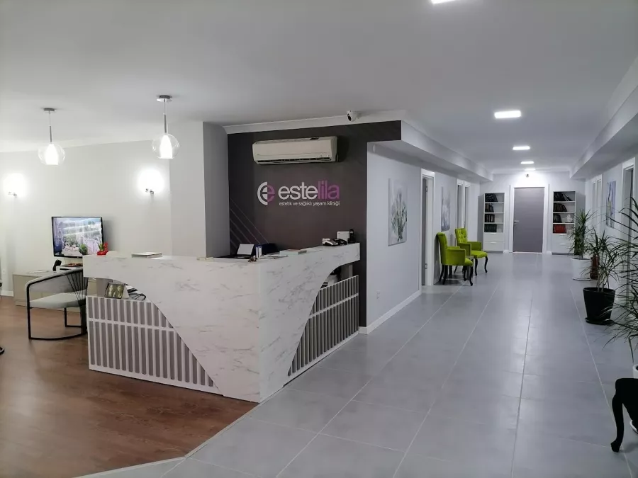 Медицинский центр Lila Hair Clinic в Анталии: Медицина, Волосы,