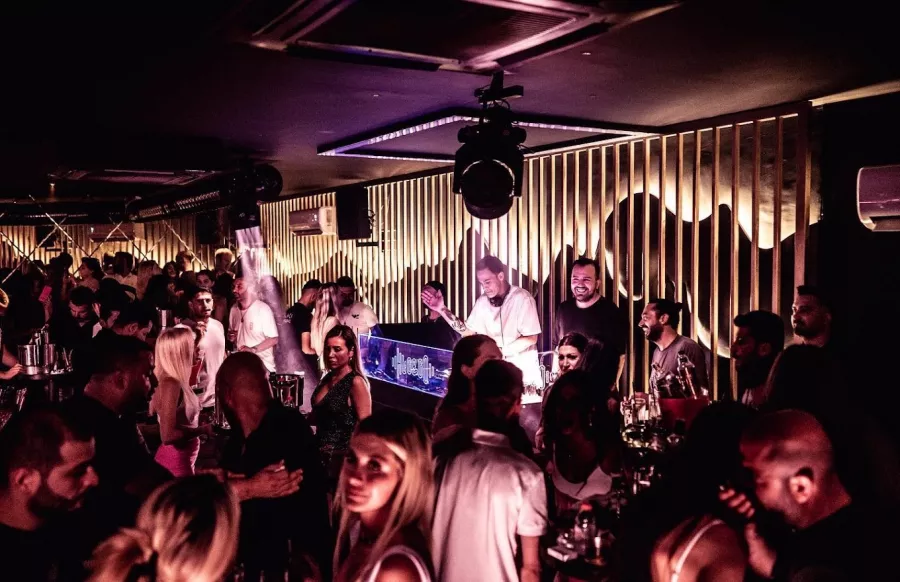 Ночной клуб Hug&Go Club в Анталии: Дискотека, Клуб, Напитки, Танцы, Ночной клуб,