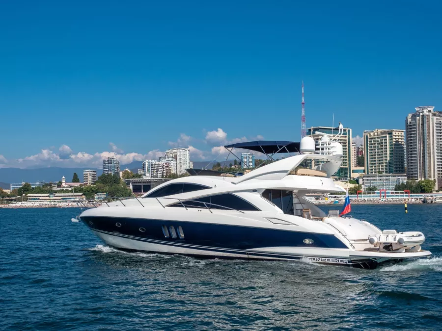 Аренда Яхты Sunseeker 66 Manhattan в Сочи: Аренда Яхты, Прогулки на Яхте, Свадьба на Яхте, Корпоратив, Рыбалка на Яхте, Яхта для фотосессии,