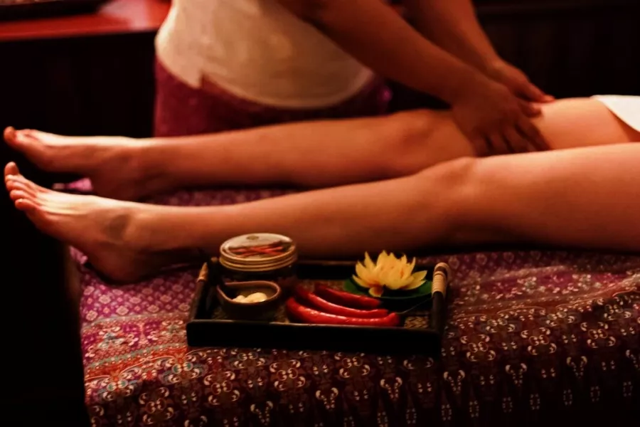 Тайский-spa Вай Тай в Москве: Спа-салон, Массажный салон, Инфракрасная кабина, Кедровая бочка, Массаж, Обёртывание,