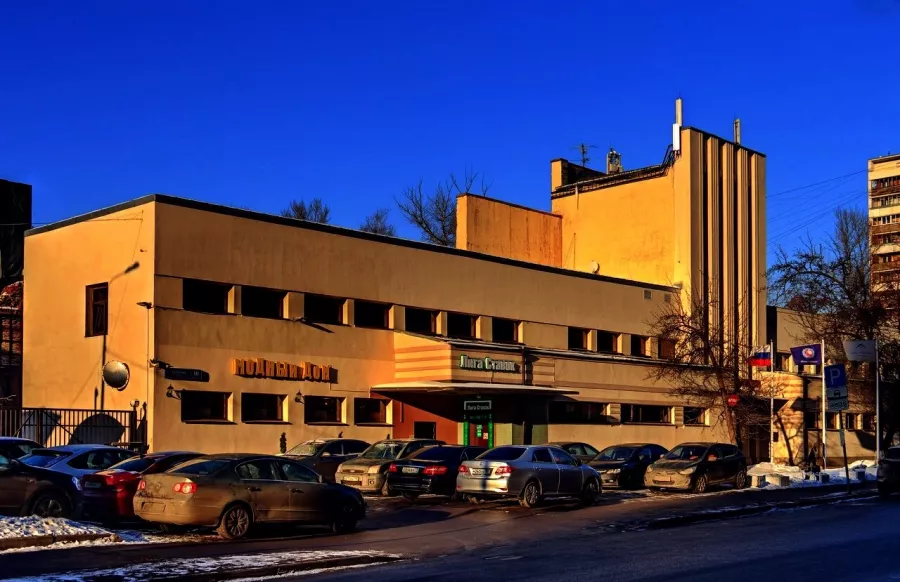 Усачевские бани в Москве: Легкий пар, Бар, Паб, Массажный салон, Парная,