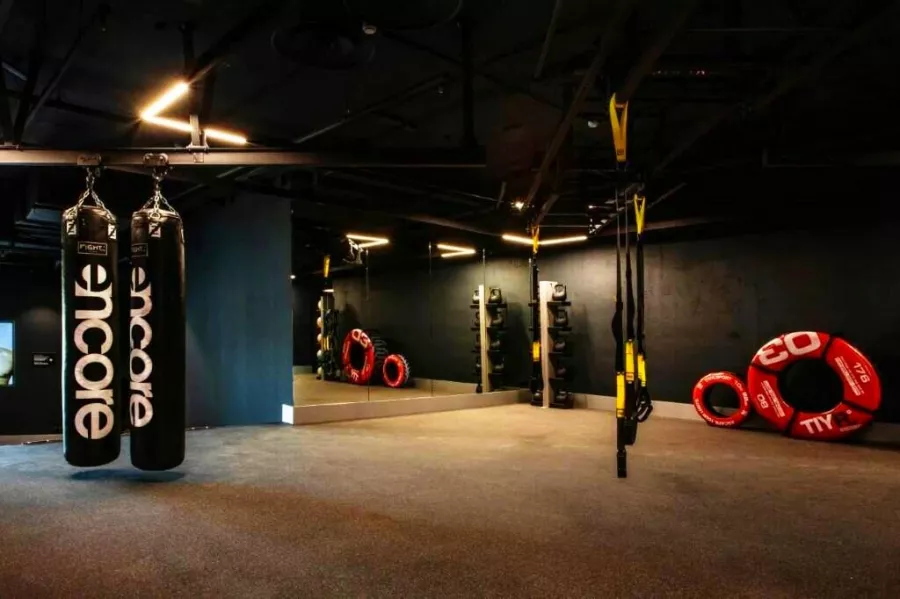 Фитнес клуб Encore Fitness в Москве: Бассейн, Массаж,