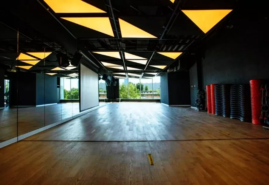 Фитнес клуб Encore Fitness в Москве: Бассейн, Массаж,