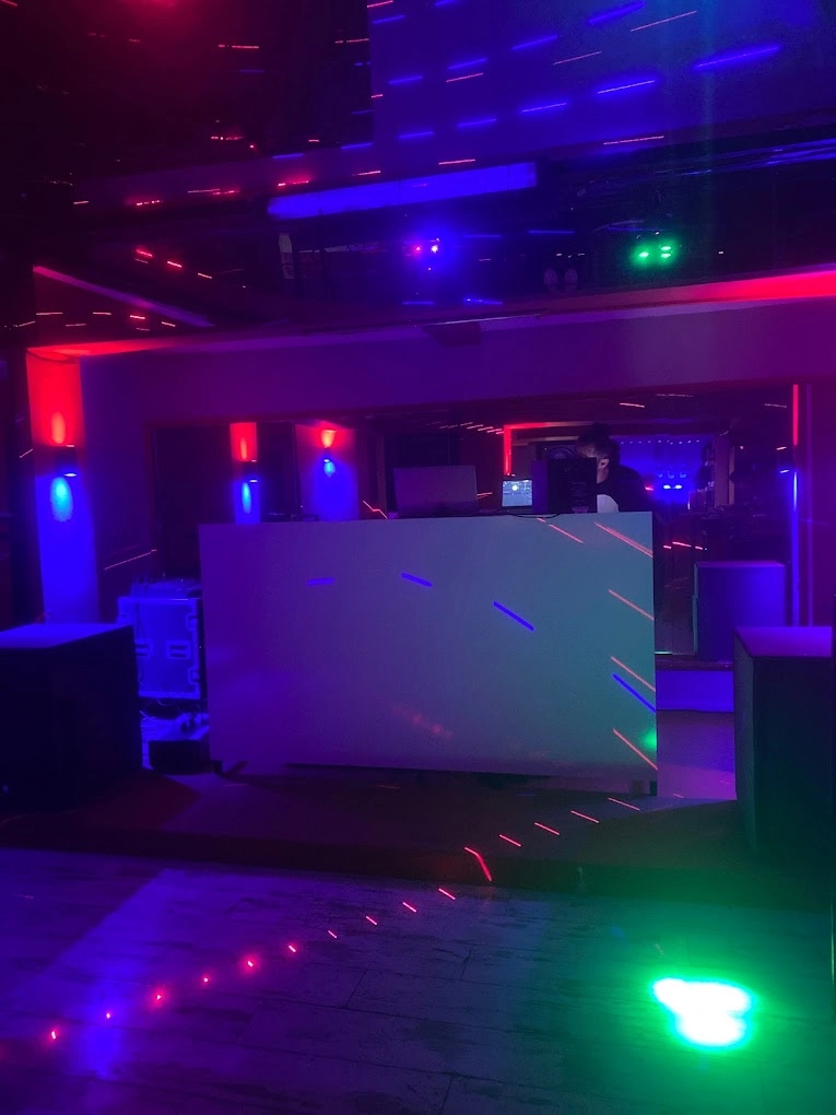 Клуб "Club Pose"