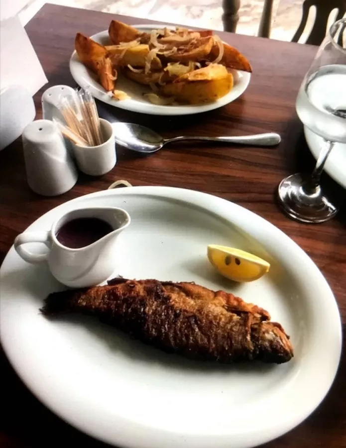 Ресторан Bagineti Bar and Grill (ბაგინეთის ბარი და გრილის რესტორანი) в Тбилиси: Грузинская кухня, Вкусная Еда, Ресторан, Чилим,