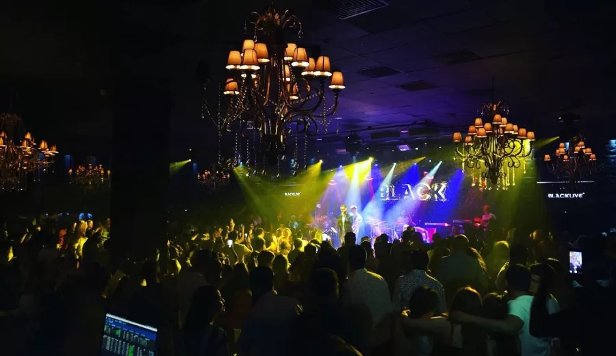 Клуб BLACK Live Antalya в Анталии: Клуб, Ночной клуб, Развлечения, Бар, Танцы,