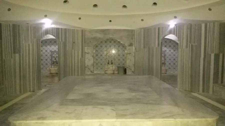 Общественная баня Topkapı Hamam в Анталии: Массаж, Сауна, Соляная комната, Бассейн, Баня,