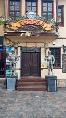 Клуб "Тюдоровская Арена"