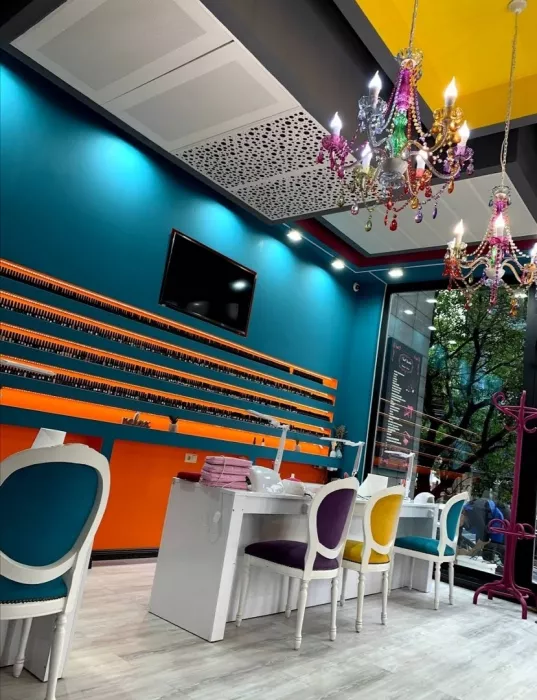 Салон красоты Nail Studio Woman's Secret (სილამაზის სალონი ფრჩხილის სტუდია ქალის საიდუმლო)  в  Тбилиси