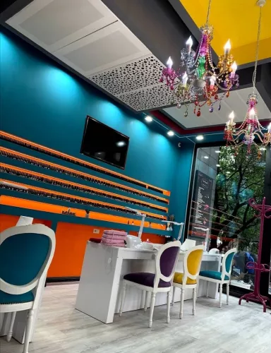 Салон красоты Nail Studio Woman's Secret (სილამაზის სალონი ფრჩხილის სტუდია ქალის საიდუმლო) в Тбилиси