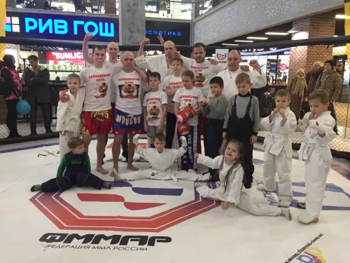 Секция бокса  Black belt  в  Владивостоке