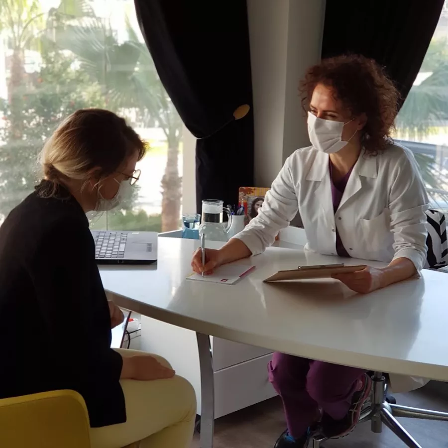 Дерматолог DK Klinik (Dermatology and Hair Transplant Antalya) в Анталии: Дерматолог, Лазерная эпиляция, Пересадка волос, Медицина,