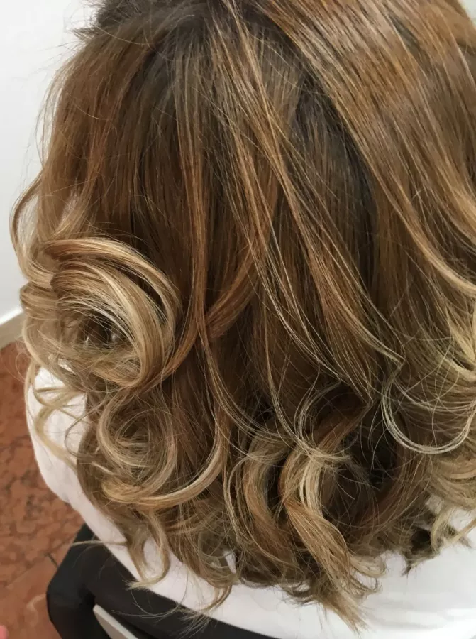 Салон красоты Bochicchio Fabio Parrucchieri hairstylist в Милане: Уход за волосами, Уход за телом , Стрижка , Трихология , Парикмахер , Массаж, Лечение волос, Кислородная терапия , Анализ кожи , Окрашивание , Милирование , Маникюр,