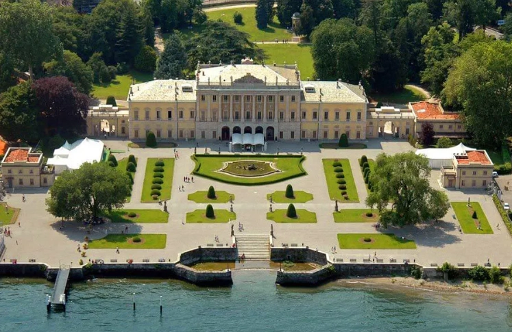 Villa Olmo в Комо: Вилла Ольмо, Чилим, Прогулки,