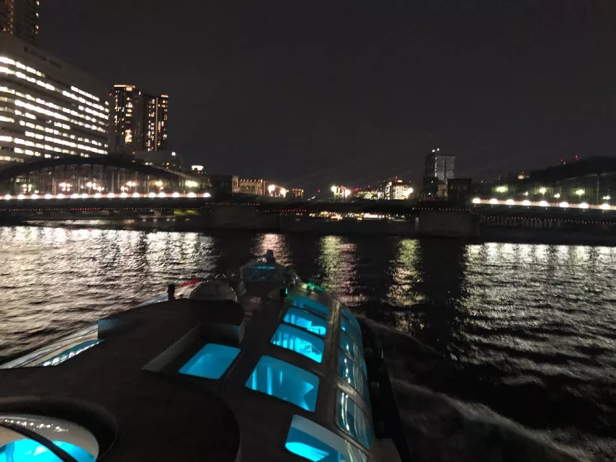 Круиз - Tokyo Cruise (Sumida River) в Токио: Лодочные туры, Экскурсия по воде, Река, Бар,