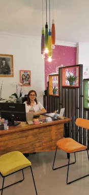 Стоматолог "Diş Hekimi Işılay Dursun"