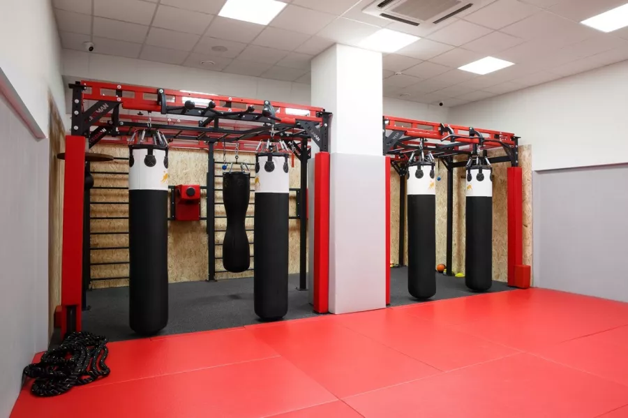 Секция бокса Хардирон в Владивостоке: Бокс, Борьба, Боевые искусства,