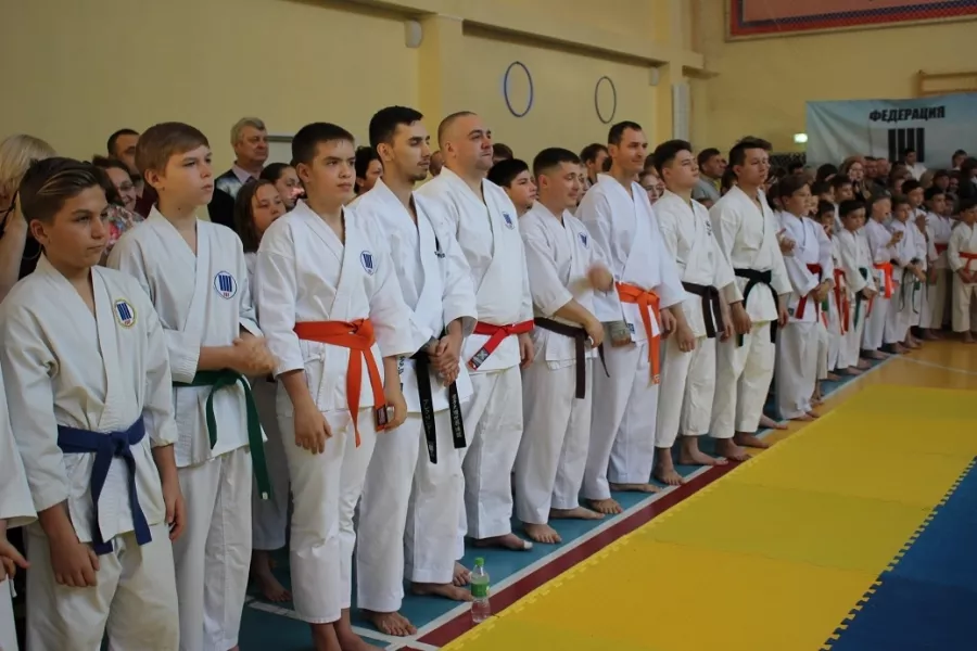Секция каратэ  Федерация Каратэ Приморского края в Владивостоке: Спортивный клуб, Секция,