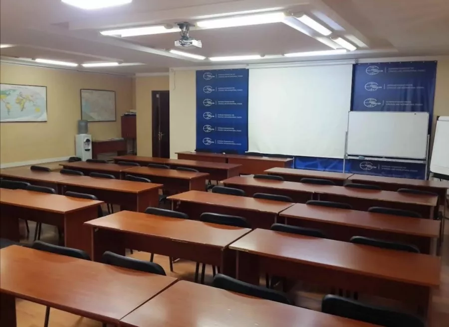 Научно-исследовательская организация Rondeli Foundation, Georgian Foundation for Strategic and International Studies (კვლევითი ორგანიზაცია რონდელის ფონდი, საქართველოს სტრატეგიული და საერთაშორისო კვლევების ფონდი) в Тбилиси: Международные Исследования, Общение, Региональное Сотрудничество, Общественное Информирование, Демократия,