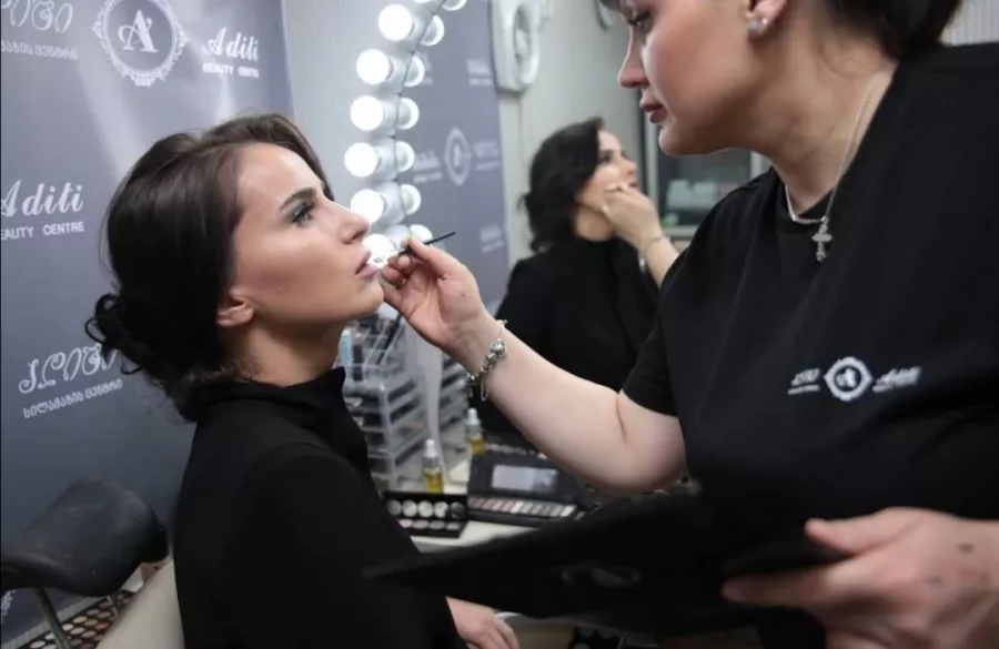 Салон красоты Aditi Beauty Centre (სილამაზის სალონი ადითის სილამაზის ცენტრი) в Тбилиси: Салон красоты, Любить себя, Наращивание Ногтей, Маникюр, Педикюр, стиль,