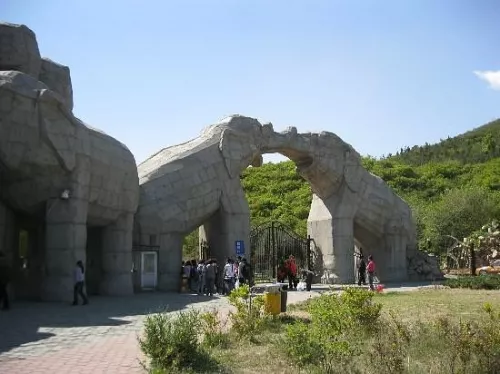 Зоопарк Badaling Wildlife World в Пекине
