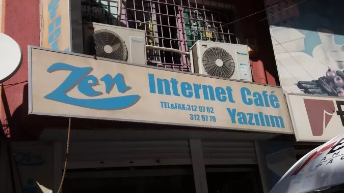 Интернет-кафе "Zen İnternet Cafe"