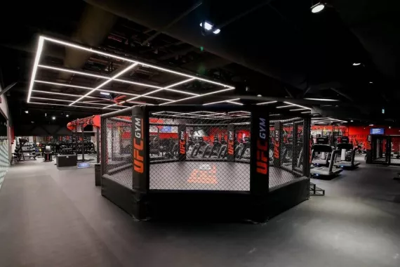 Фитнес клуб "UFC GYM". 
