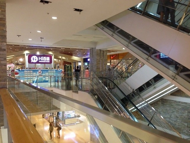 Торговый центр Chaoyang Joy City в Пекине: Магазины, Кафе,