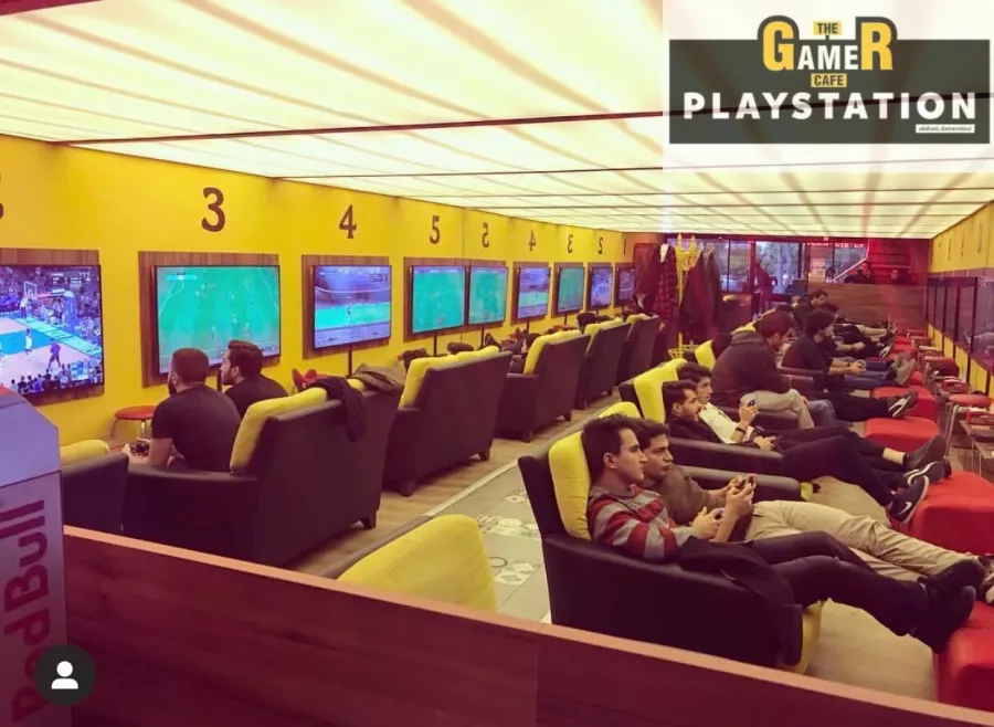 Игровая комната The Gamer Playstation Cafe в Анталии: Бильярд, Отдых,