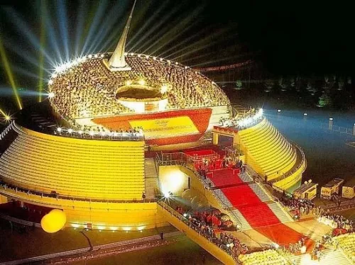 Музей China Millennium Monument в Пекине