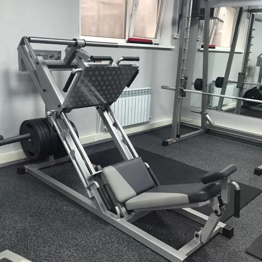 Тренажерный зал Patrocl Olympia Gym в Владивостоке: Спортивный клуб, Тренажерный зал, Спортивное питание, Солярий, Фито-бар, Фитнес-клуб,