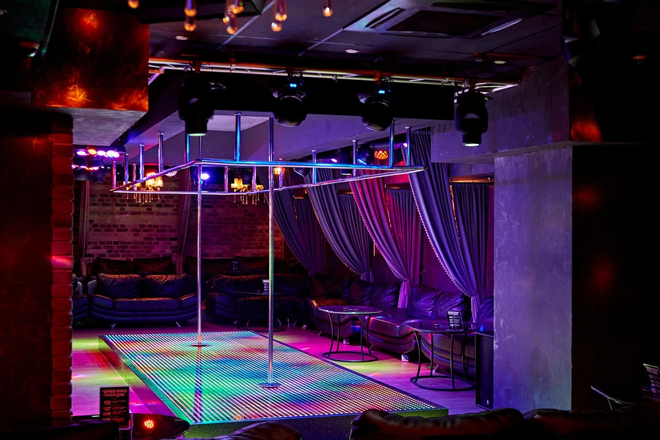 Ночной клуб "Zажигалка"